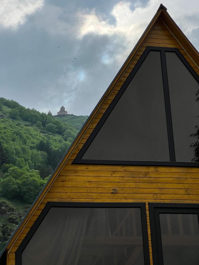Pine Chalet Kazbegi Exterior photo